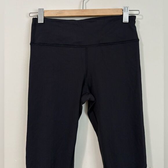 Lululemon Pedal To The Medal 7/8 Tight in Black / Alarming / Tranquil Blue - Picture 10 of 16